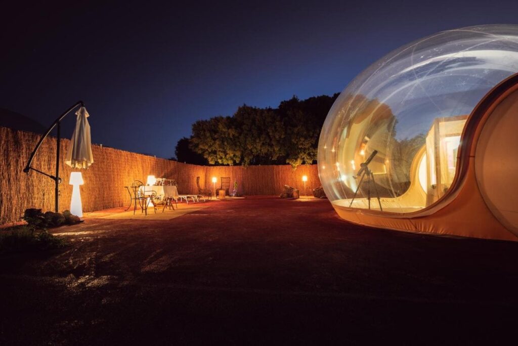 hotel cupula iglu transparente finca las beatas cerca de jaen