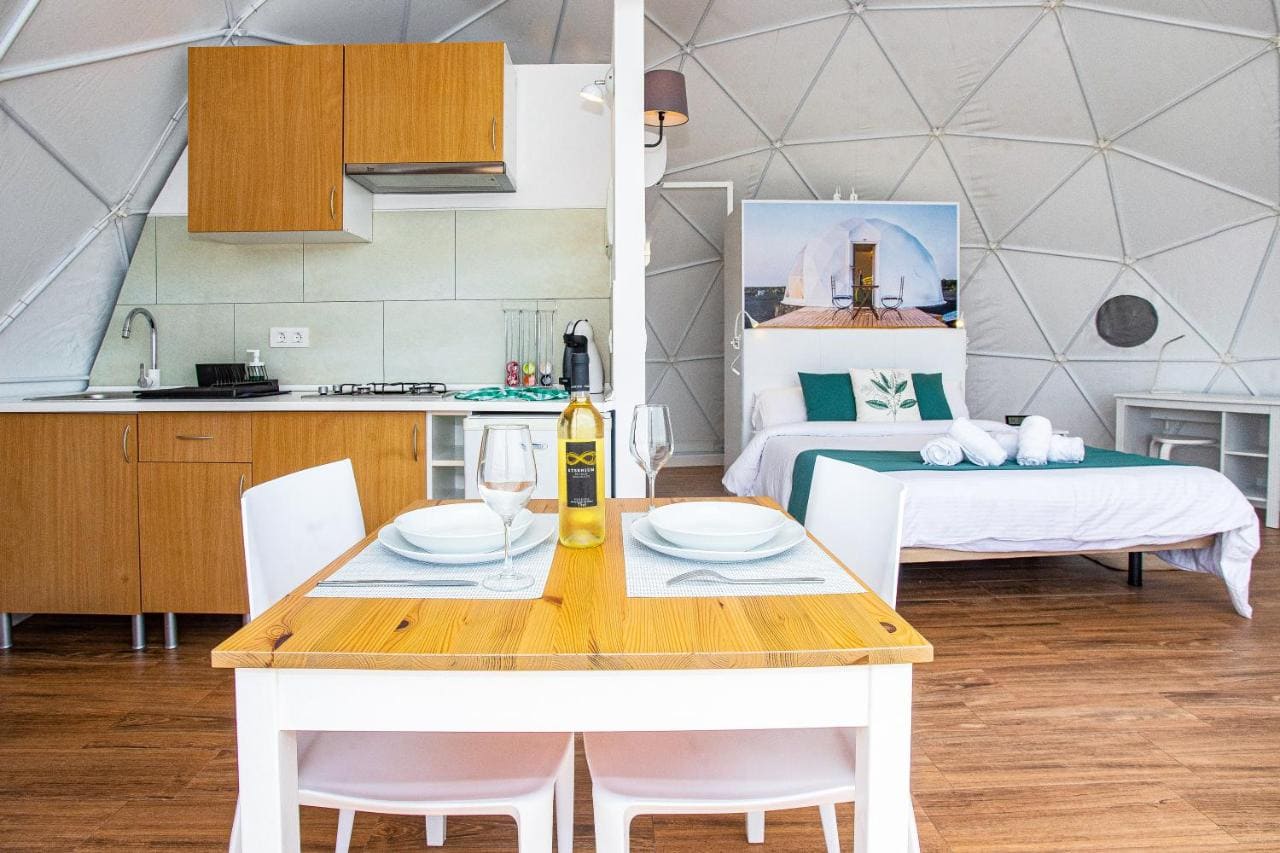 interior capsula inflable del eco dome experience en lanzarote