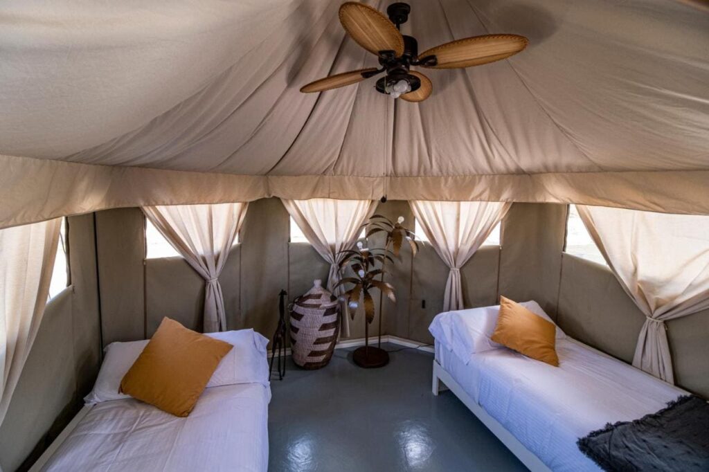 interior del glamping el toril en toledo